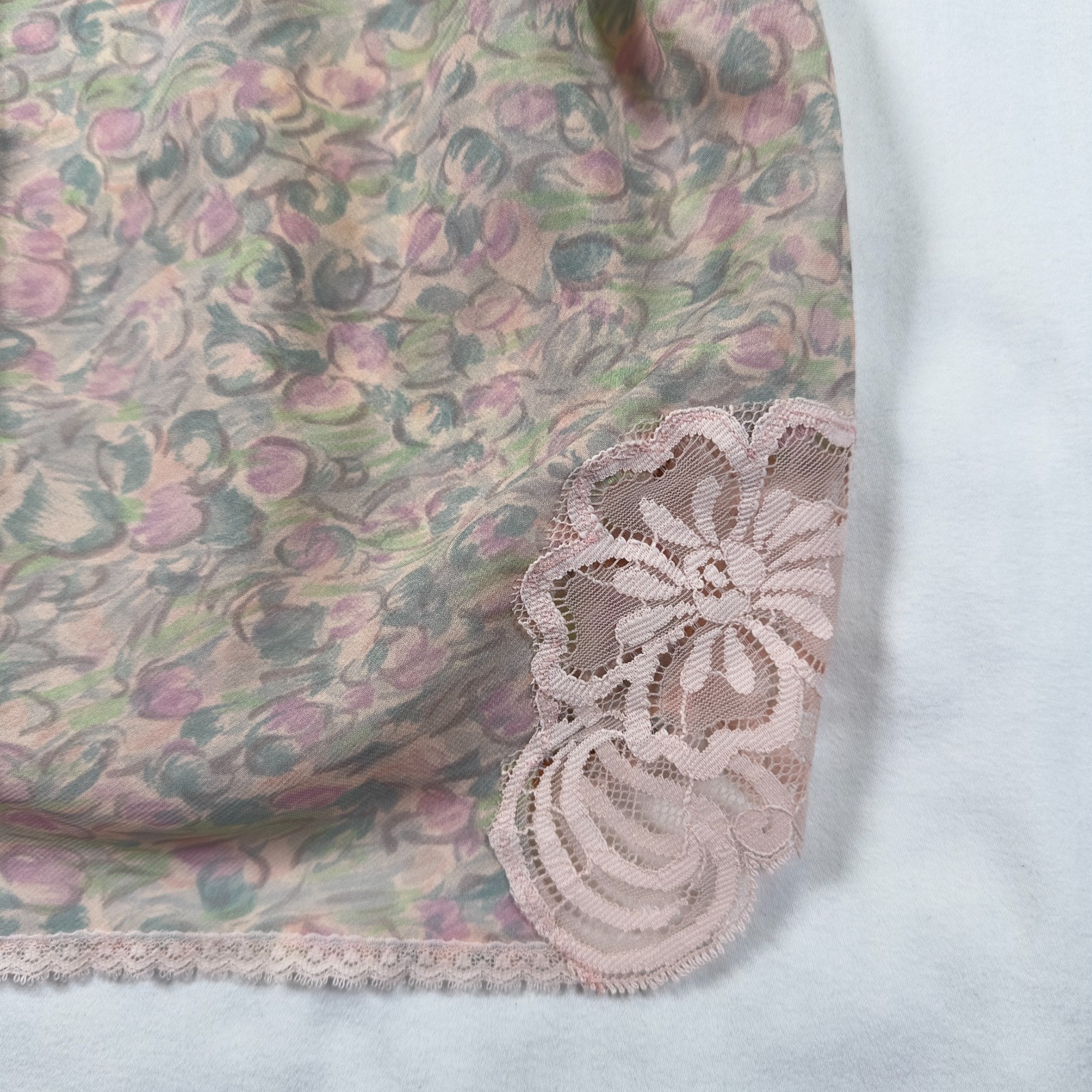 Vintage Vanity Fair Pink Lace Floral Paisley Cami Camisole Top 38 Made in USA