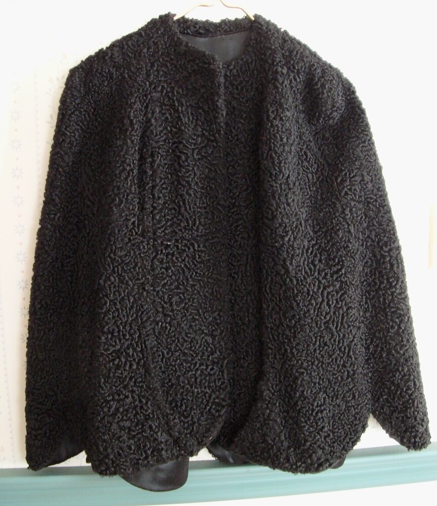 Vintage Florence Rosenberg Curly Persian Lambs Wool Scalloped Hem Cape Exc Cdn