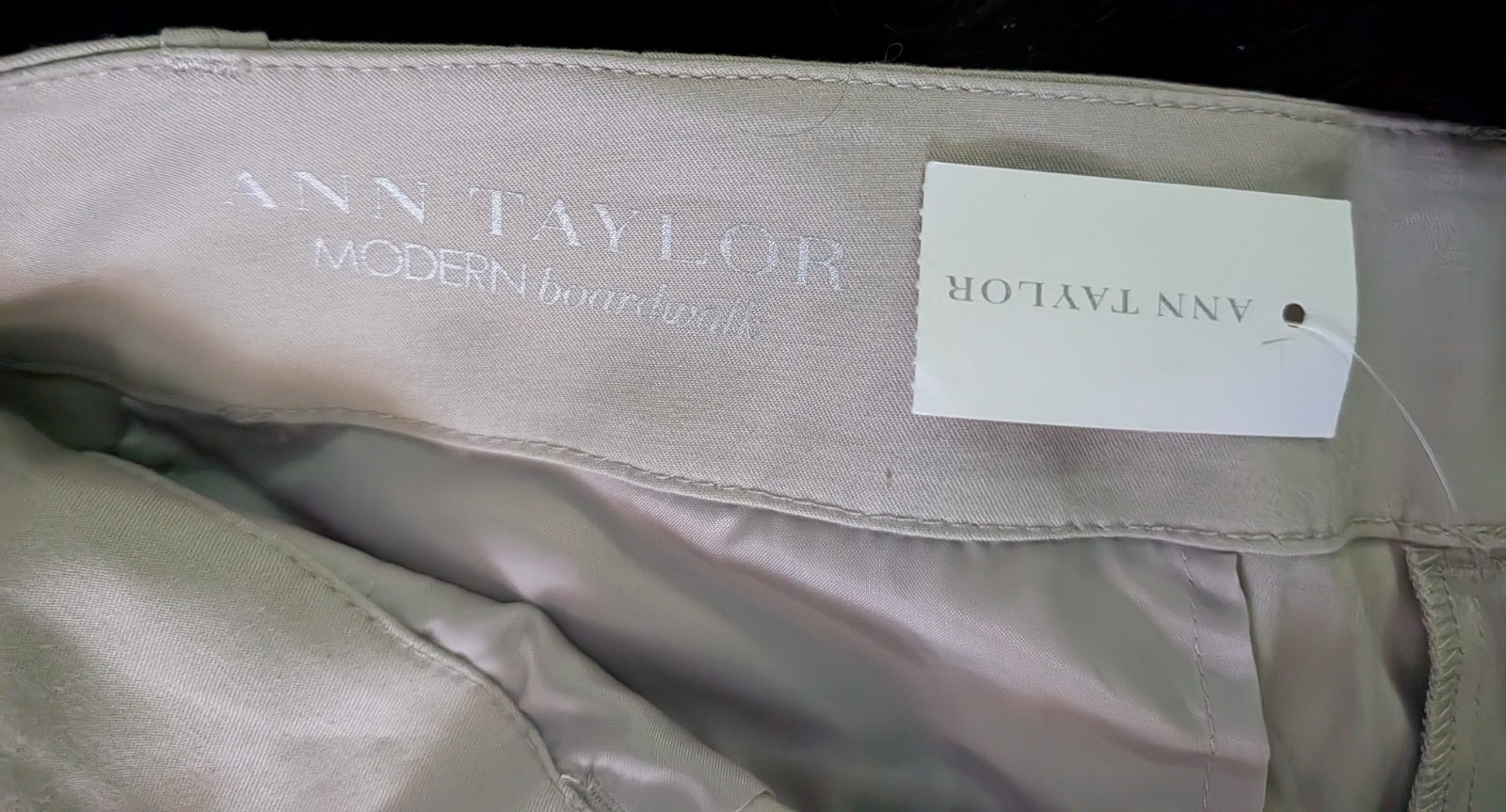 Ann Taylor Shorts Sz 14 Women Khaki Bermuda Walking Y2K Belt Loops New OldStock