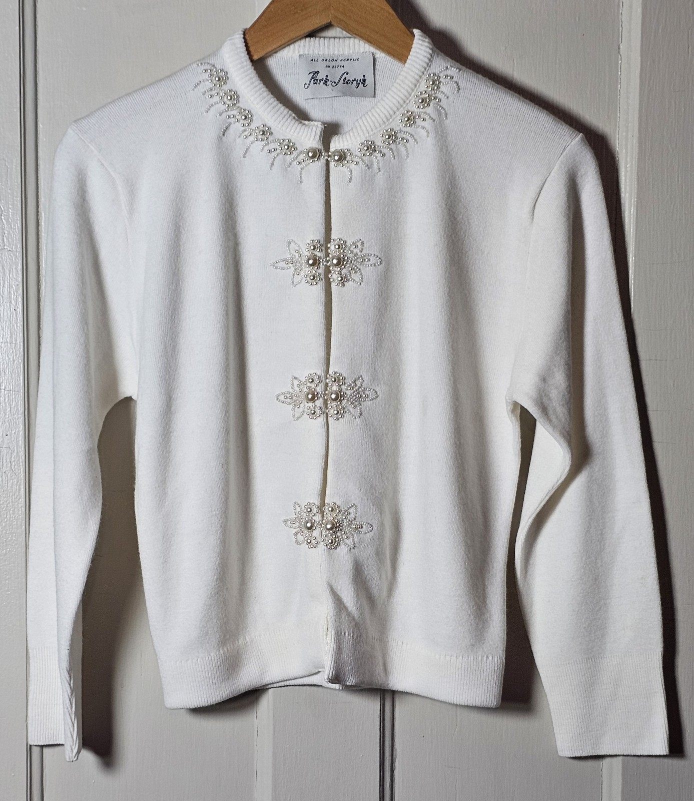 VTG 50s Park Storyk Sweater S Ivory Orlon Acrylic Beaded Pearls Cardigan Soft