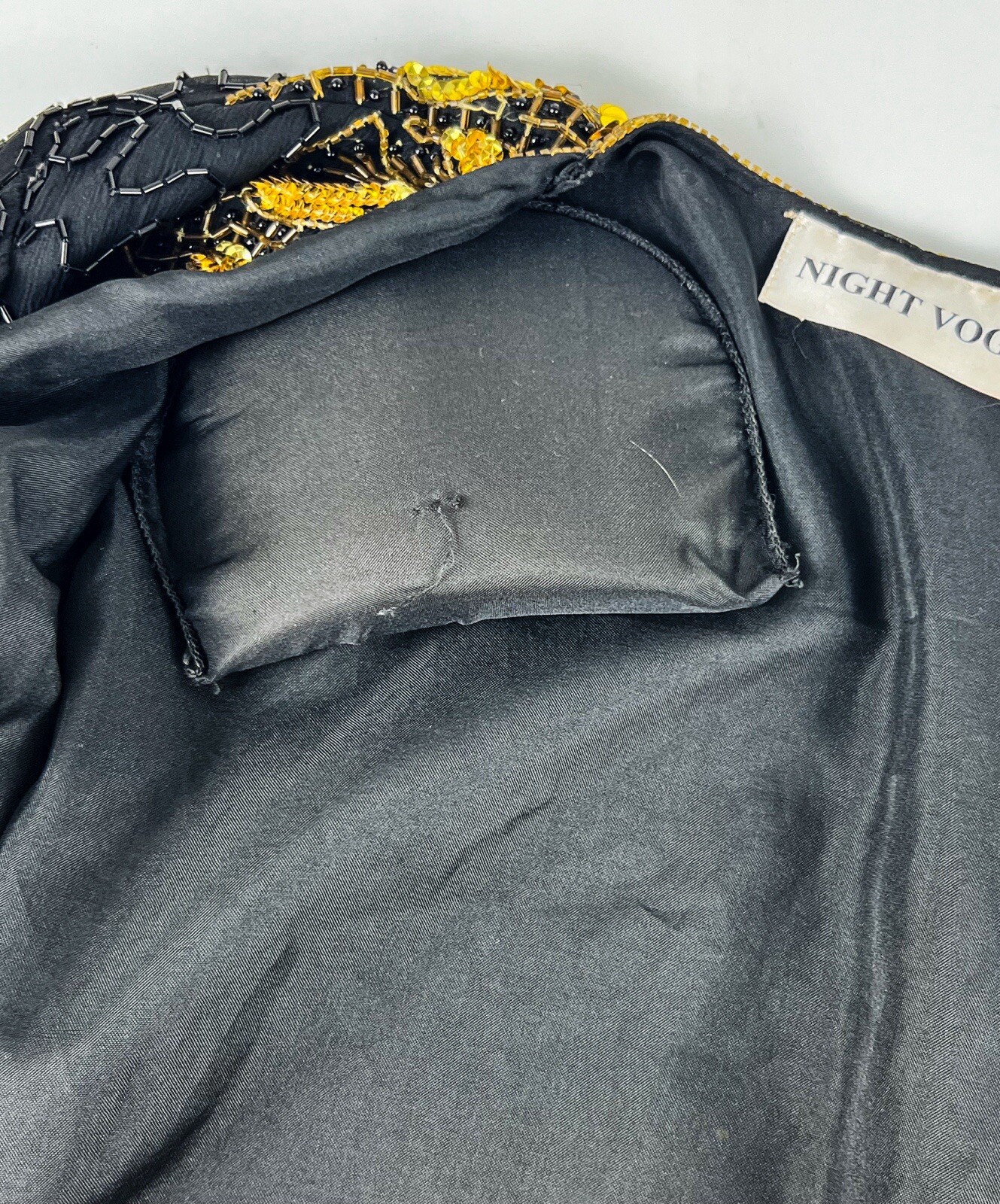 Night Vogue Beaded Evening Jacket Lined Black 100% Silk Open Front Gold Size M