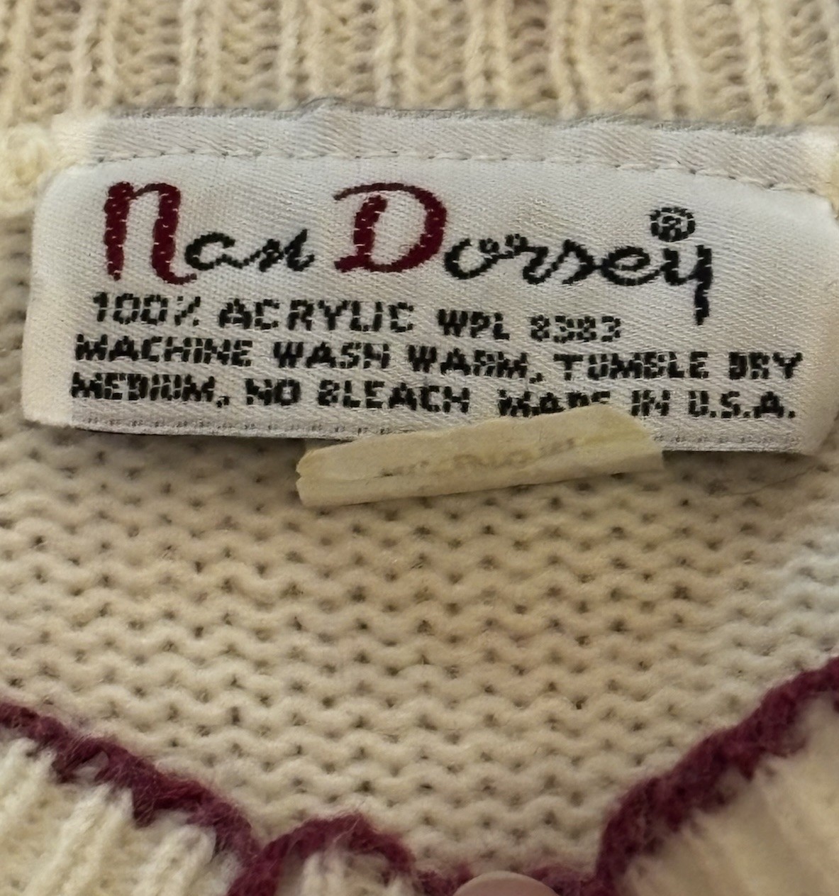 Vintage 1970s Nan Dorsey Cream Acrylic Knit Sweater Flower Embroidery – Medium