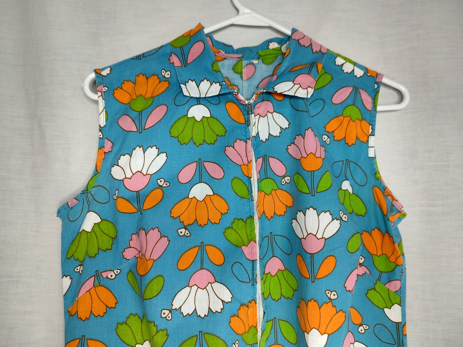 Vintage 60s/70s Handmade? Short Romper Womens Sz Med Zip Front Mod Floral Print
