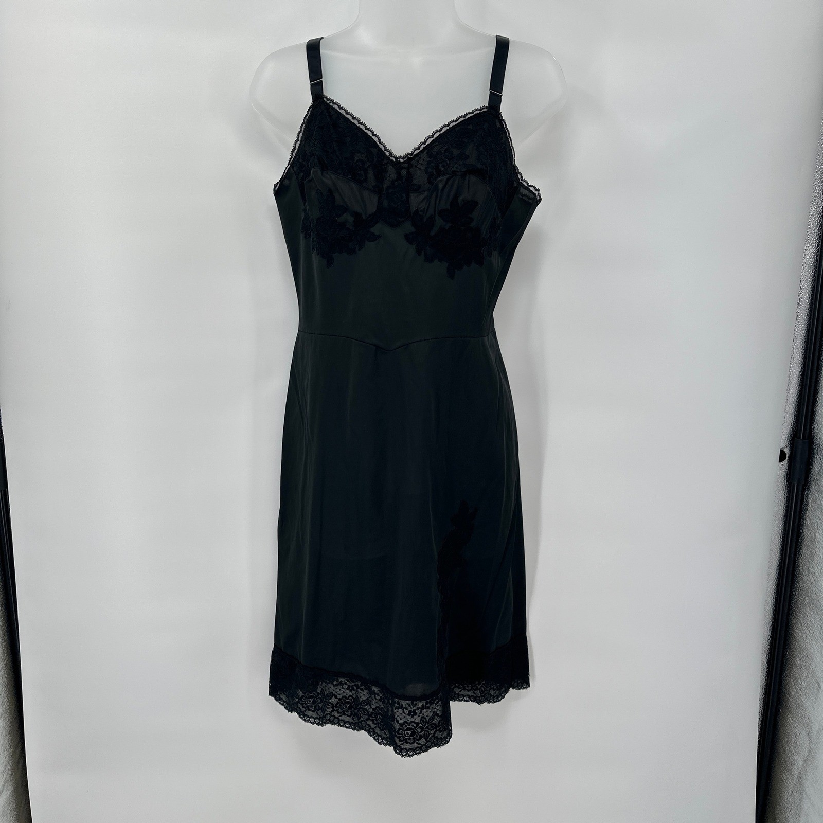 Vintage Black Lace Slip Dress Nylon Nightgown Coquette Goth Lingerie 34 *