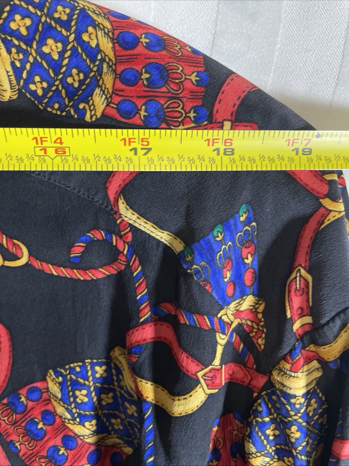 Ann Taylor Studio Sz. 10 100% Silk Tassle Design Button-down Long Sleeve Blouse