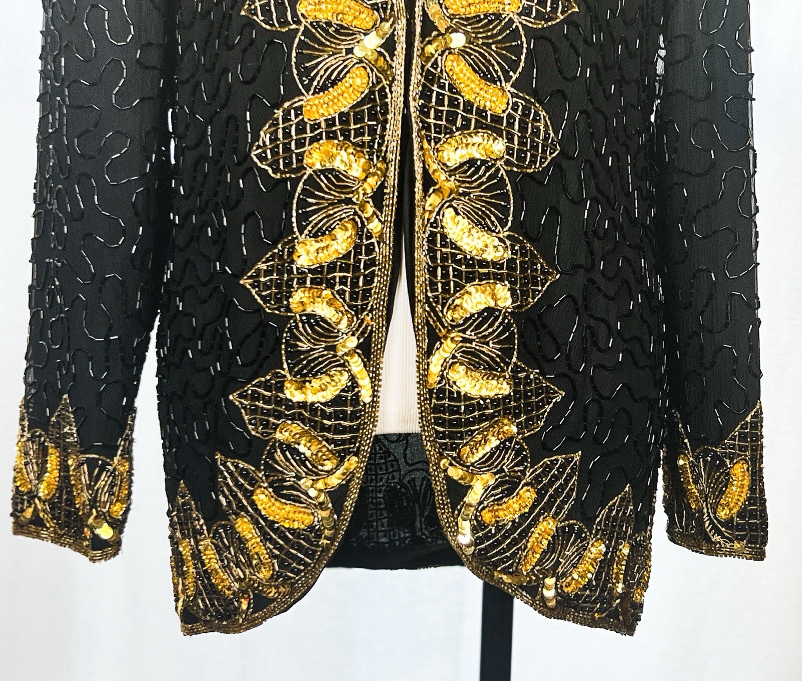 Night Vogue Beaded Evening Jacket Lined Black 100% Silk Open Front Gold Size M
