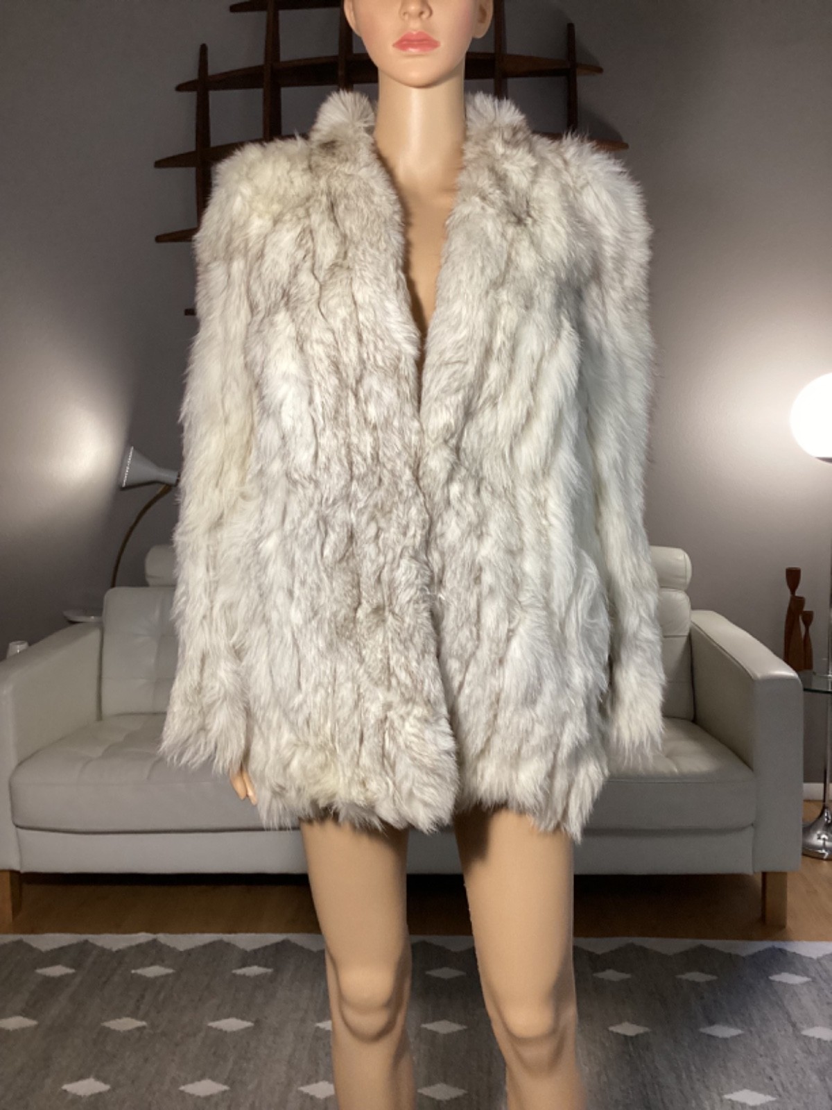 Gorgeous Vintage 60s 70s Silver White Fox Fur Jacket Coat Willmann’s Furriers