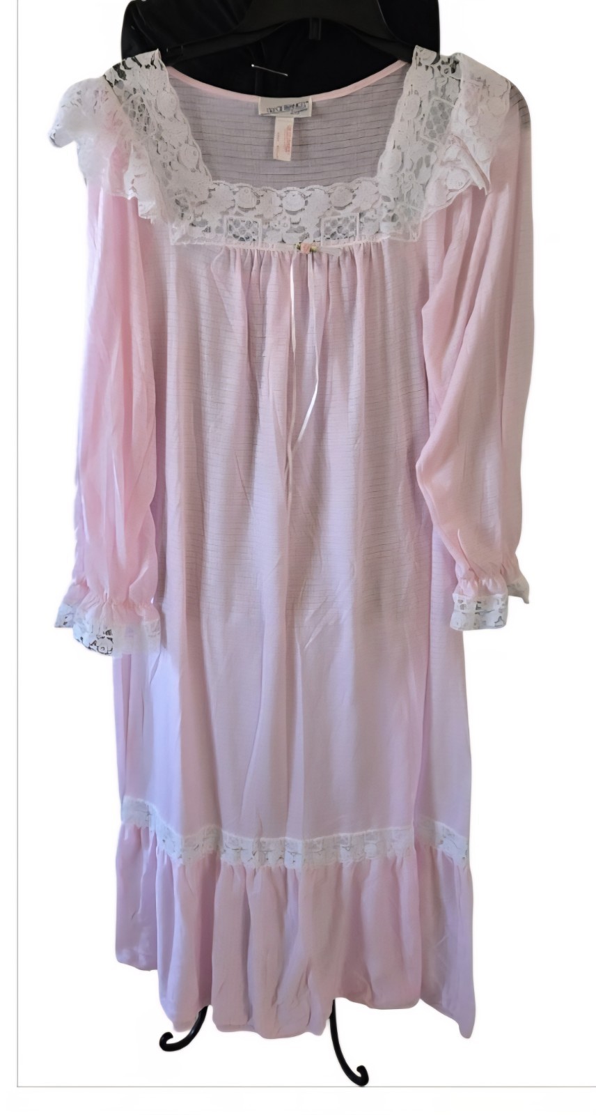1970s LILY OF FRANCE Vtg Prescious Pink Polyester Nightgown With Lace Trim Sz M