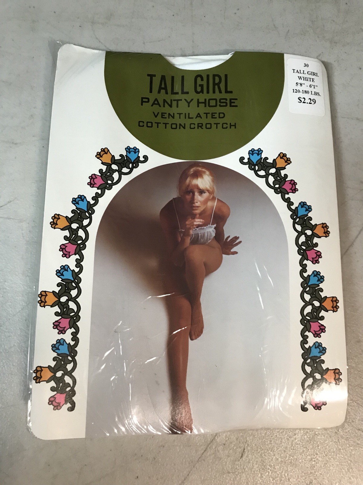 Vintage Tall Girl (White) Panty Hose (5’8″-6’1″ 120-180 lbs) 126-382 (NIB)