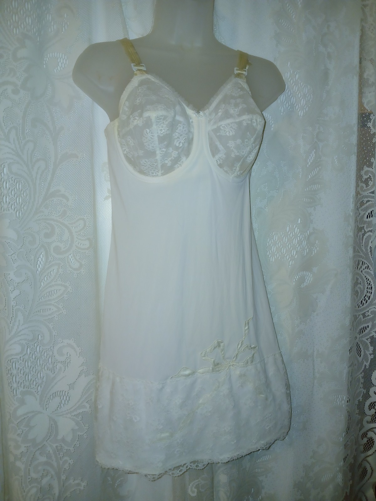 Vintage 50s White Underwire Bra Slip Dress Floral Nylon Lace Applique 32D S
