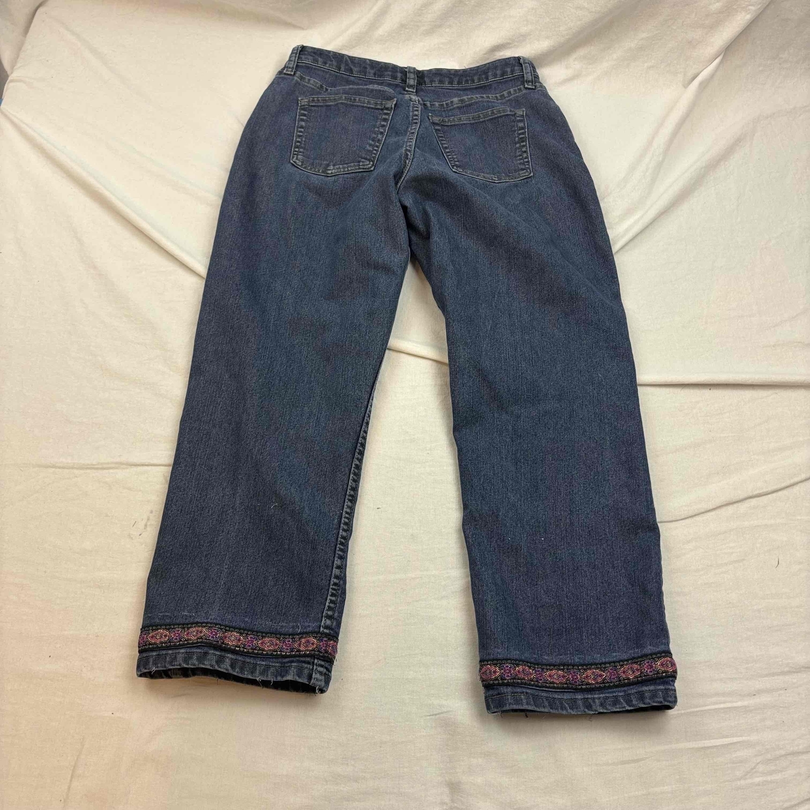 Lee Riders Womens Bootcut Jeans Embroidered Hem Vintage 2004 Relaxed Fit Size 6