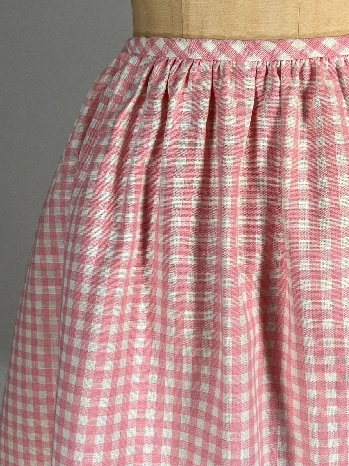 Vintage 1960’s pink & white gingham print 2-pc. skirt & jacket by COUNTRY SET xs