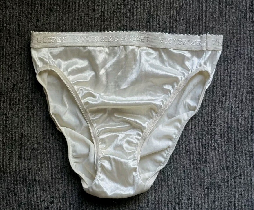 Vtg Victoria’s Secret Satin Second Skin Signature Rio Hi Leg Brief Panties Small