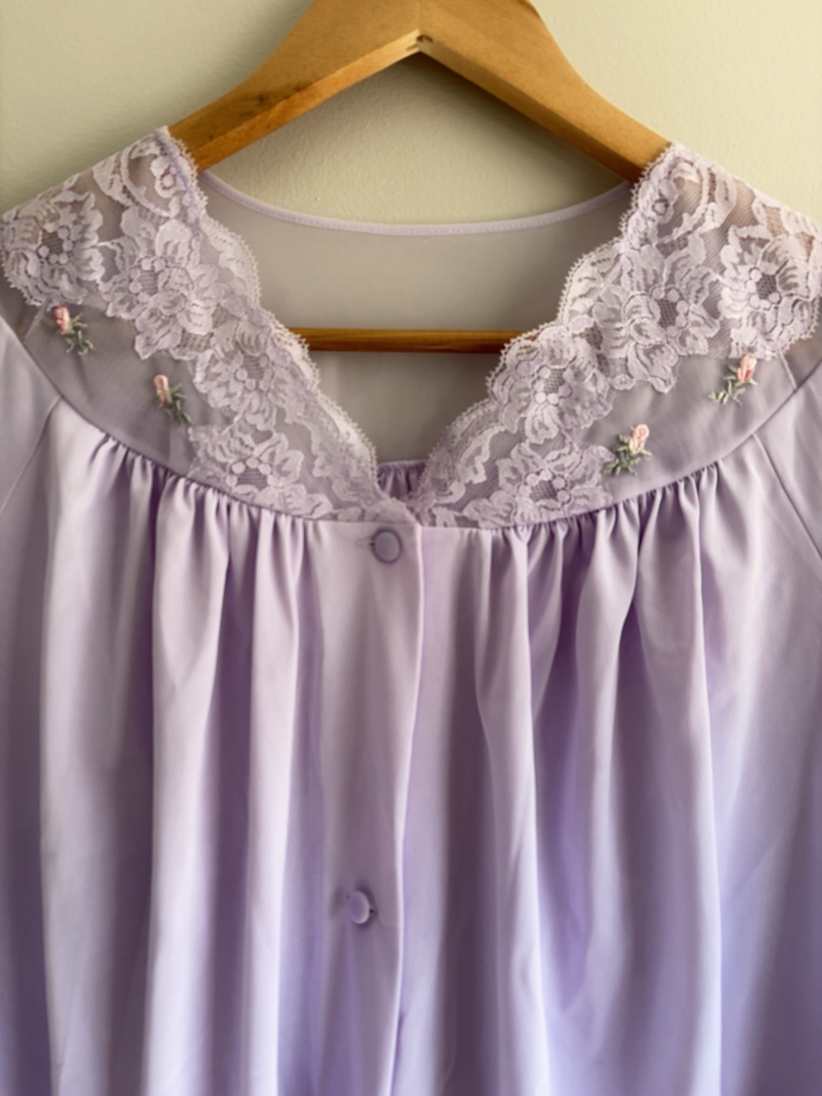 VTG Shadowline Nightgown Robe Lilac Lace Romantic Sleepwear Front Button Retro