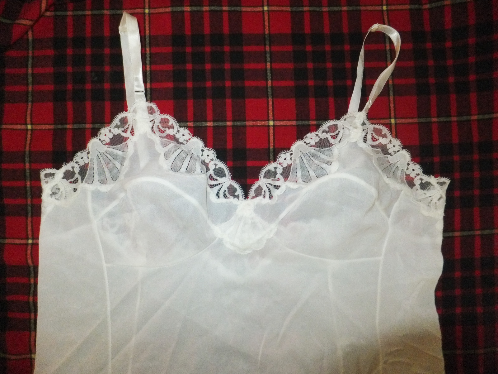 vintage 60s italian lingerie, lacey white camisole, emilio pucci, size S