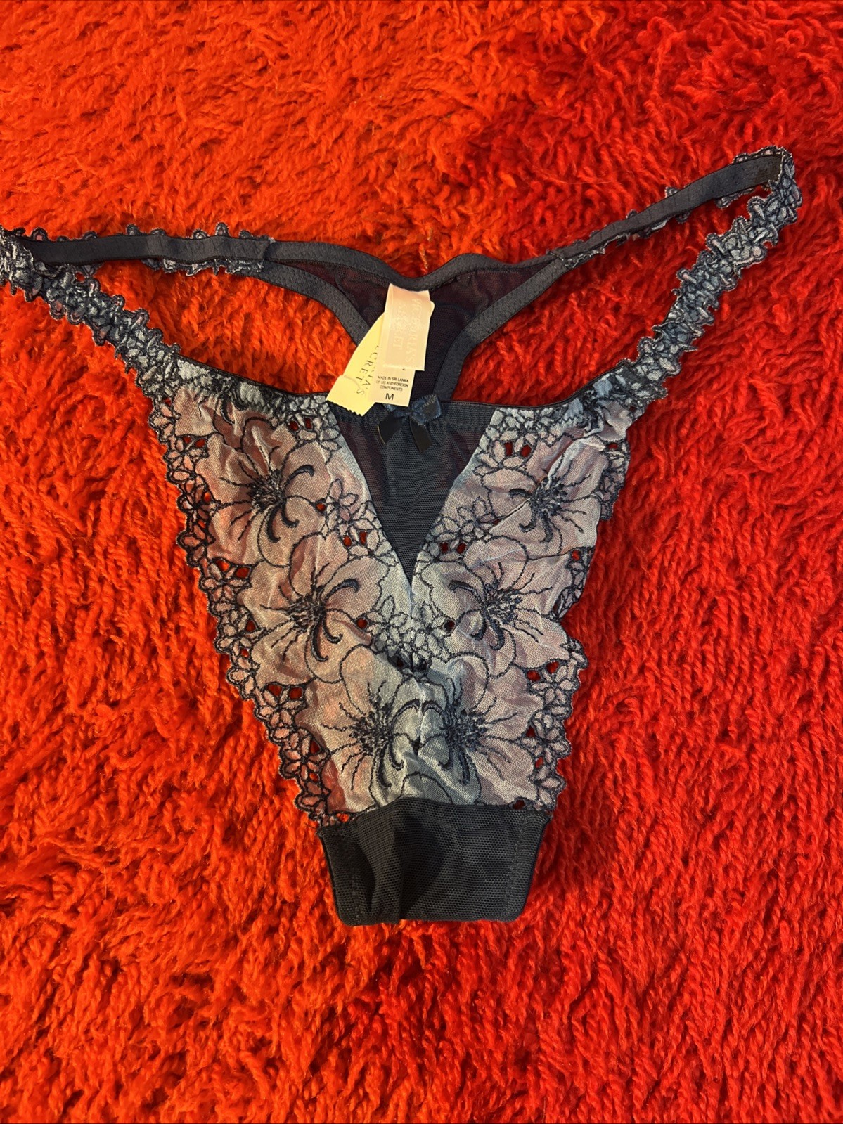 Vtg Victoria’s Secret 2002 Sheer Embroidered String Thong Panty Medium
