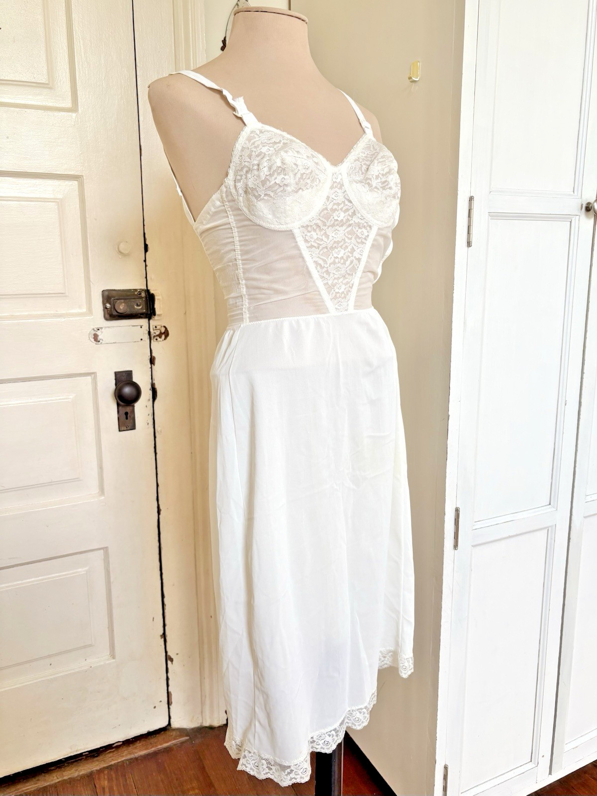 Vintage 1950s Perma Lift Bullet Bra Brassiere Slip Lace Nylon Rayon