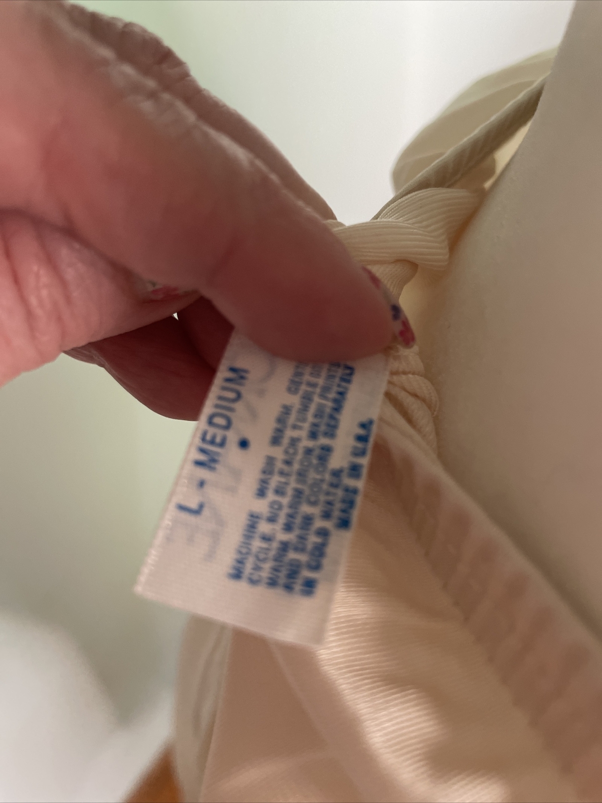 Vtg Lorraine Half Slip Nylon Lace Cream Medium USA 27 inches long