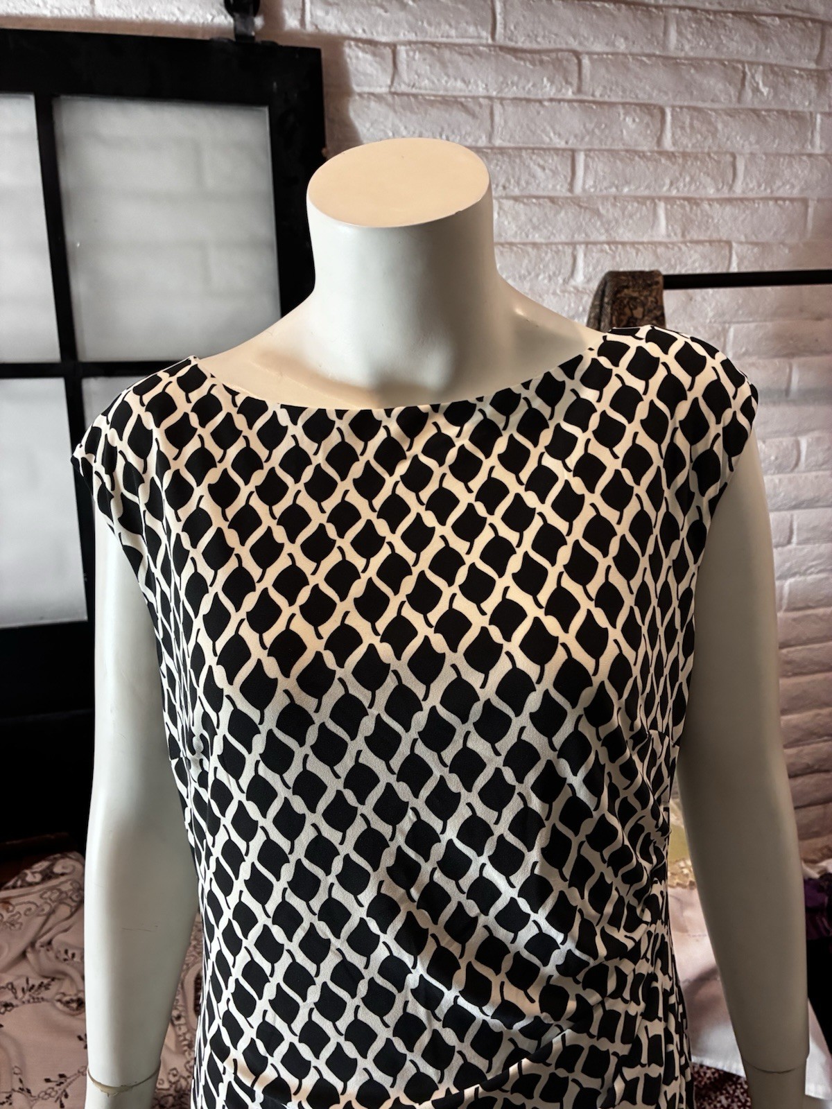 Vintage Ralph Lauren geo print blk&wht rutched side lined poly blend 14 sheath