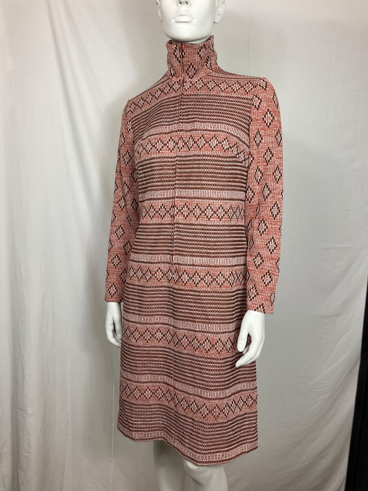 Vintage 1960’s Kay Windsor “The look you love” Knit Sweater Dress Size Medium