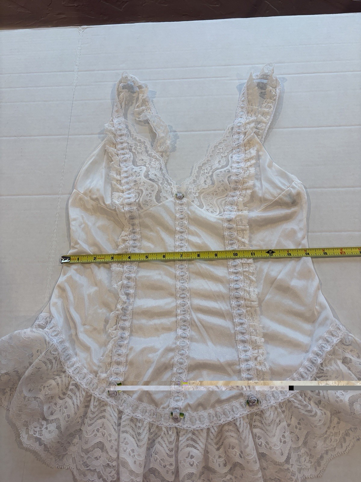 Tosca White Lace Vintage Camisole with White Trim Regular Size M Style 9408