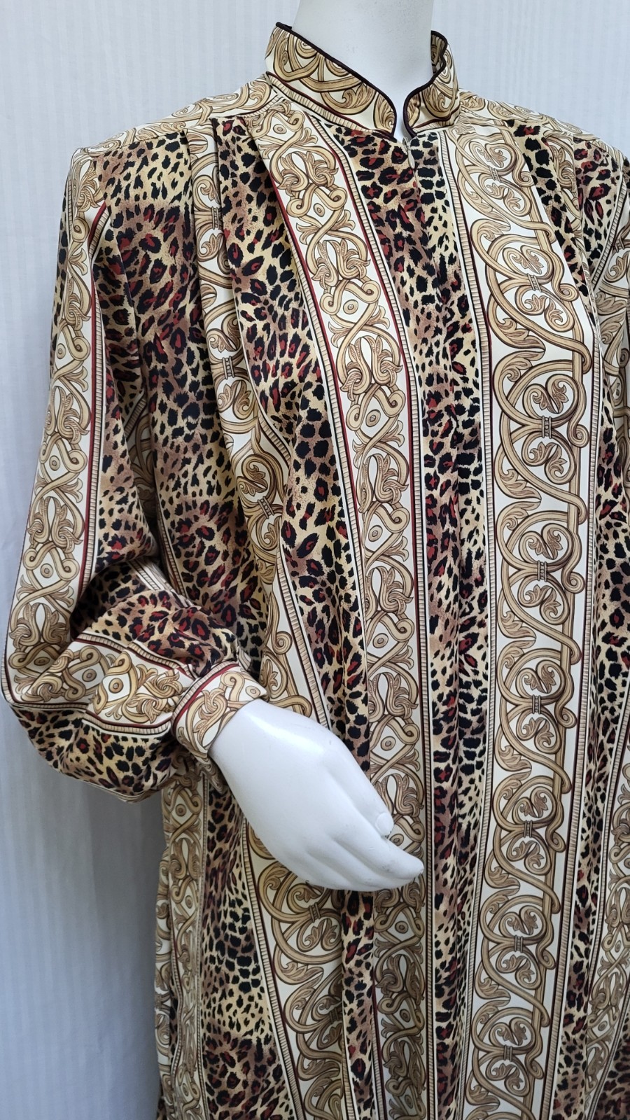 Vintage RUTH NORMAN New York Saks Fifth Ave Animal Print Caftan Lounge Dress