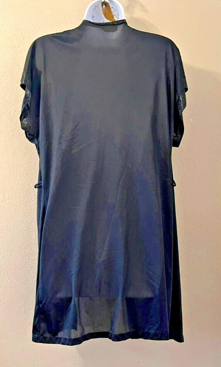 Vtg. Spotlight New York Sheer Mid-Length Robe Sz. M No Belt Excellent Condition