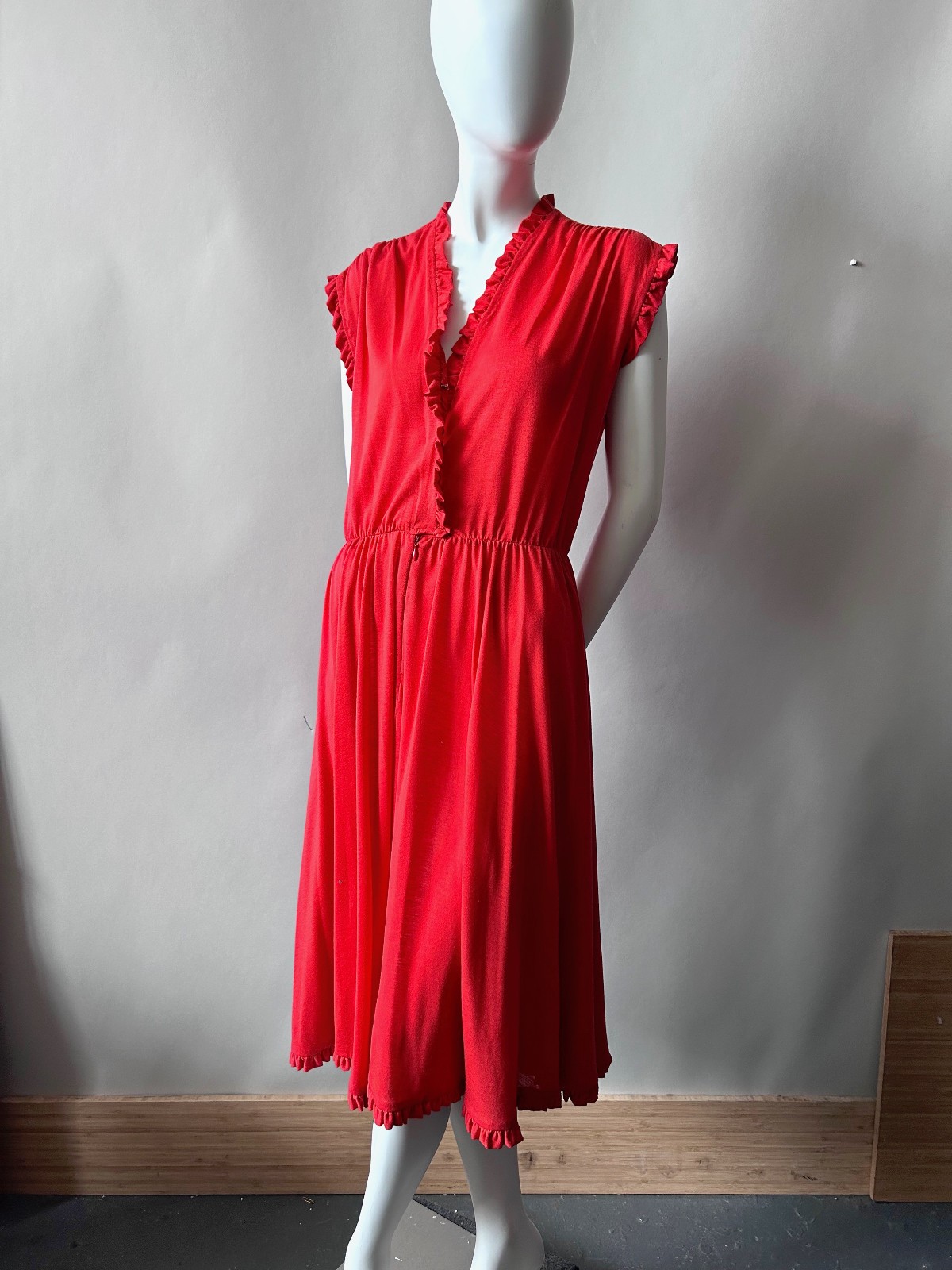 Vintage Albert Capraro Red Jersey Summer Sun Dress Ruffle Trim Sleeveless sz 8