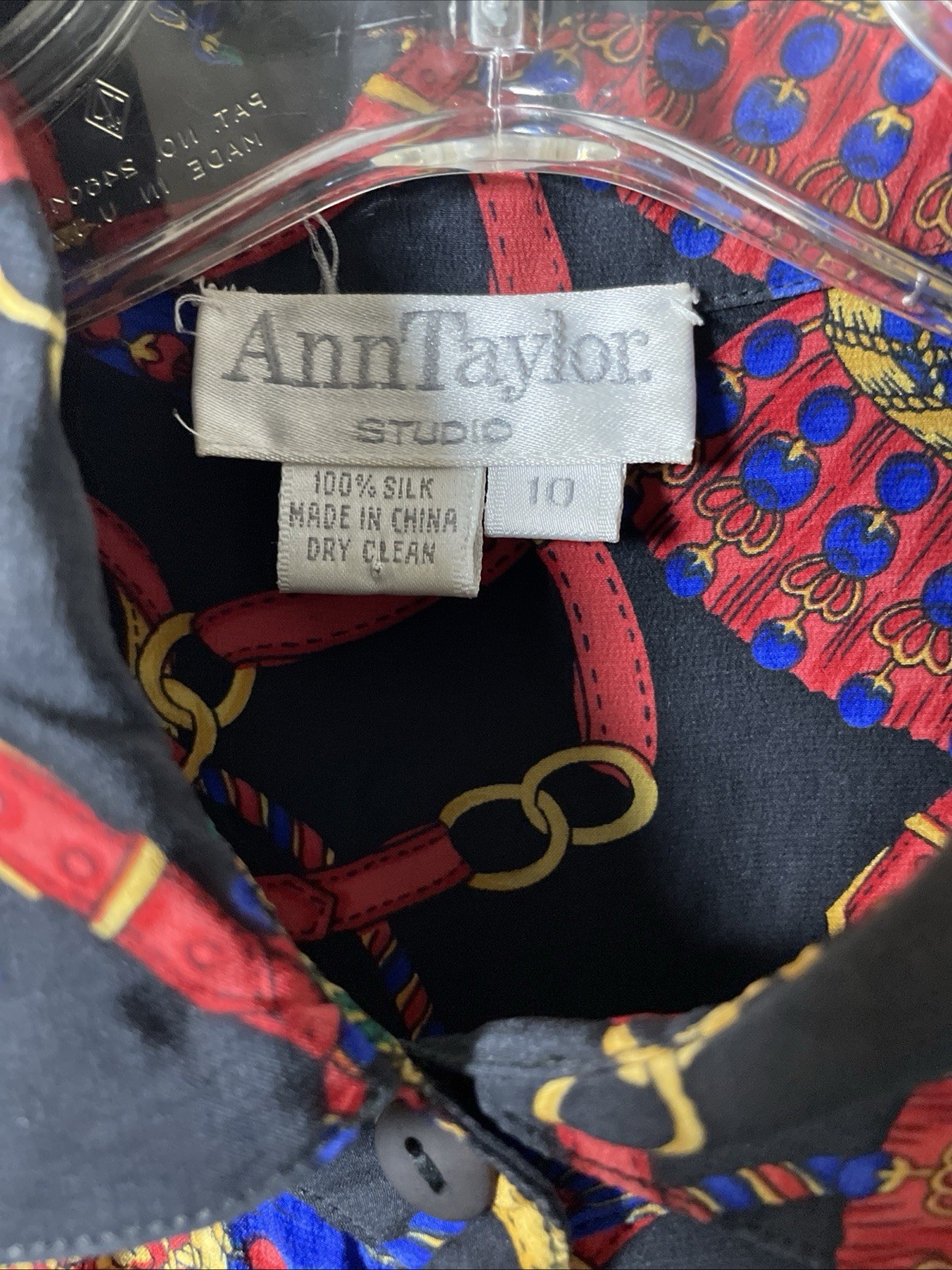 Ann Taylor Studio Sz. 10 100% Silk Tassle Design Button-down Long Sleeve Blouse