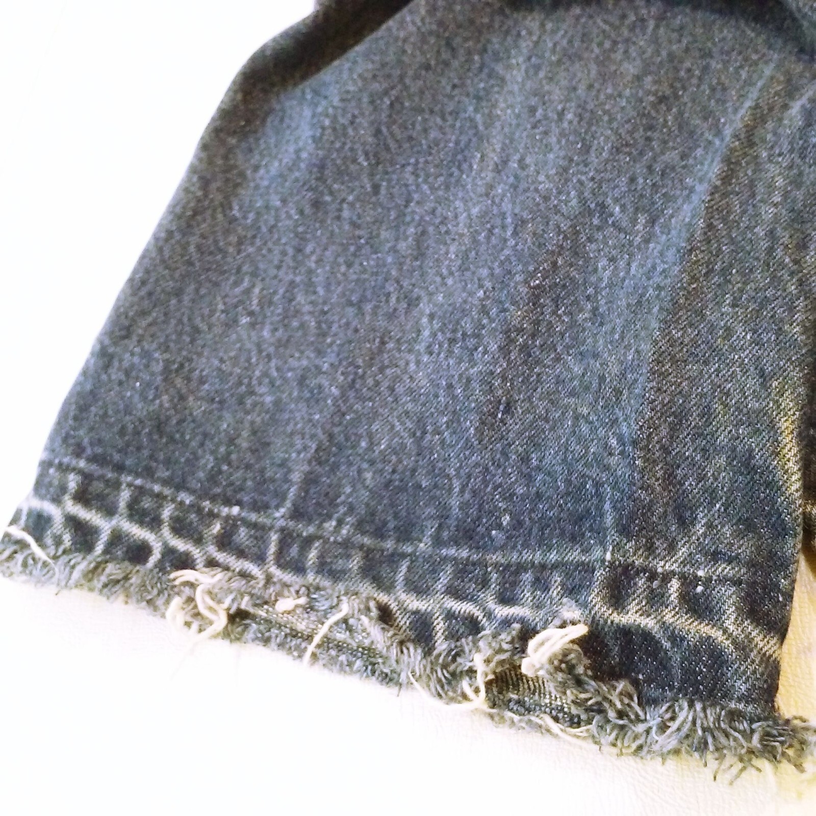 Vintage 80s Levi’s USA-made 517xx Bootcut Denim Jeans Lady-34×34 Fray Hem Dark