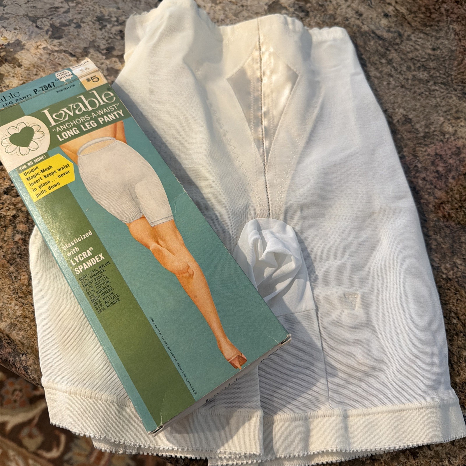 Vintage 1960’s Loveable Long Leg Shapewear Girdle Shorts White Sz M