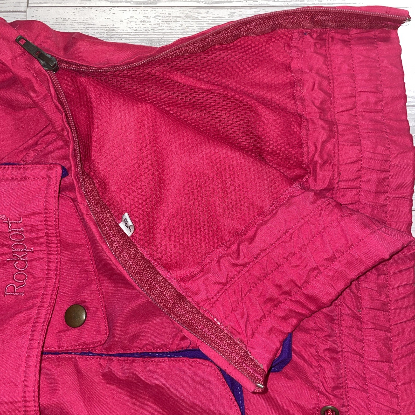 Vintage 1980’s Rockport Soft Shell Pink Pullover Windbreaker Women’s Size Medium