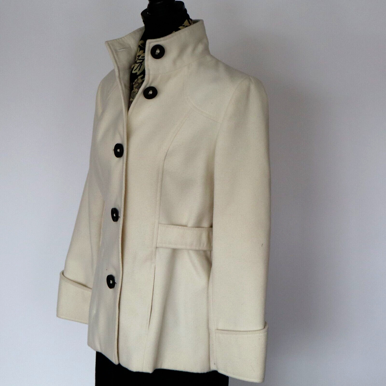 Vintage Chico’s Jacket Coat Winter White w Black Buttons Size 1 Medium