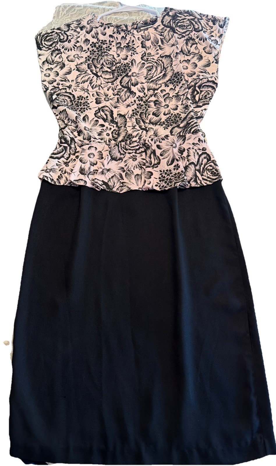 VTG 80s Pale Pink Roses, Black Pencil Skirt Dress 11 All That Jazz Whimsigoth