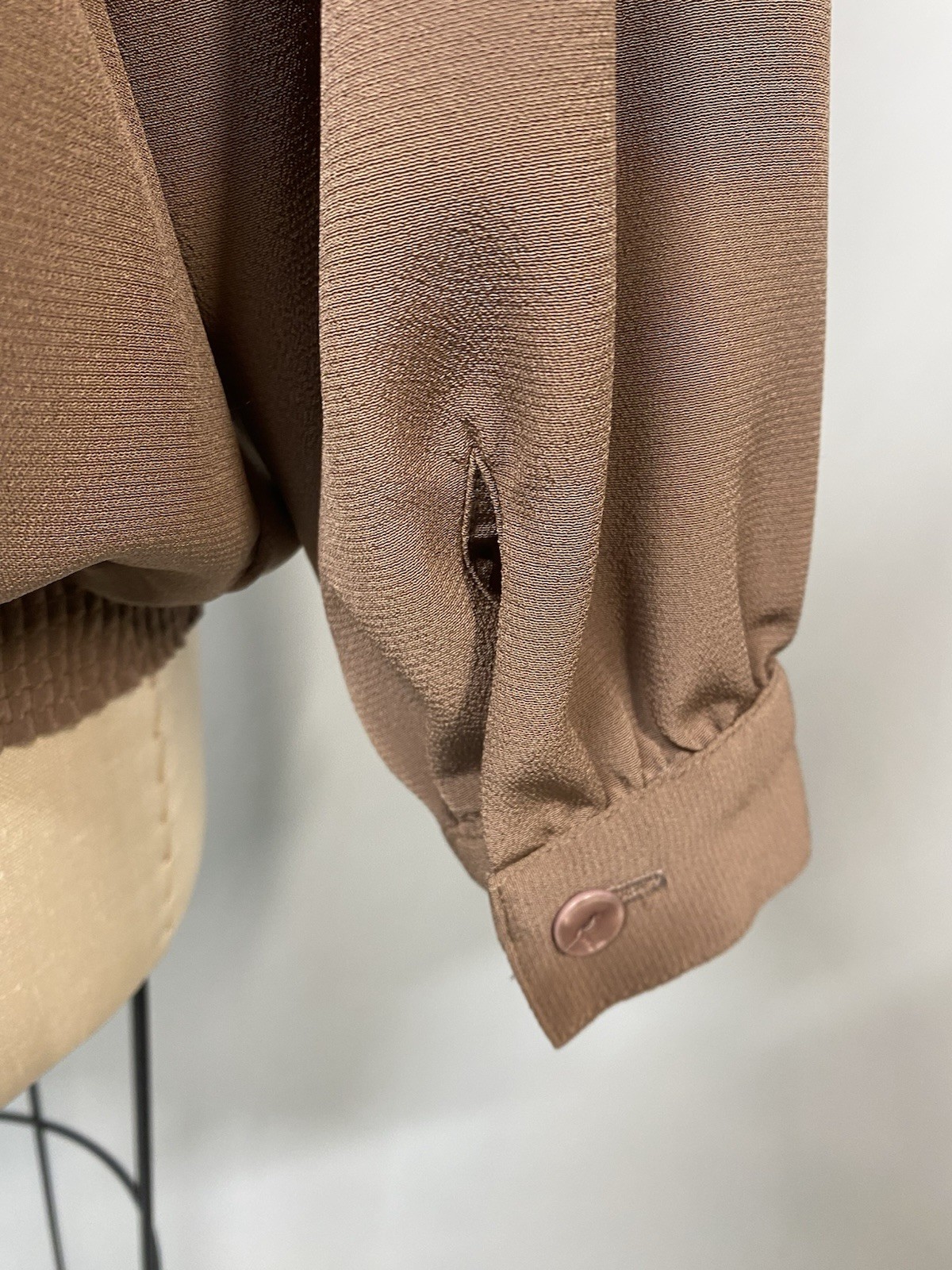 Vintage Blouse SIZE 22W PLUS WOMEN’S beige tan DARUE DRAPERS & DAMONS 80s 90s