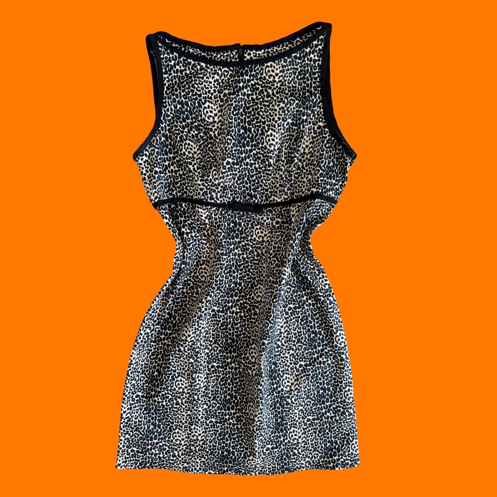 90’s vintage leopard print bodycon mini dress Size 10 california concepts