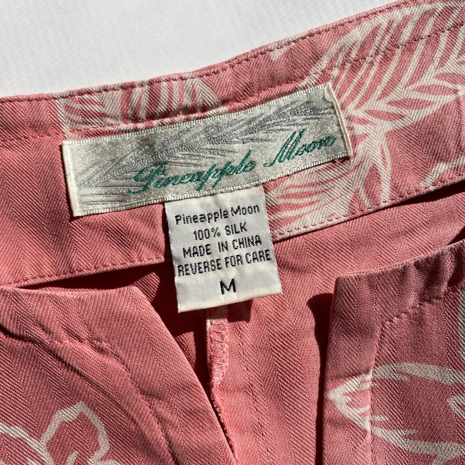 Vintage Pineapple Moon Silk Sleeveless Hawaiian Shirt Size M Pastel Pink