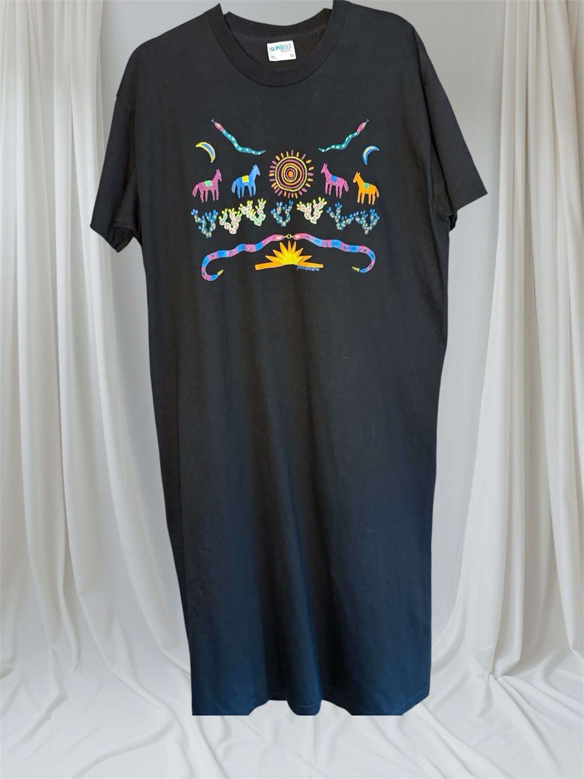 T shirt Dress Southwestern Native Motif. Made In USA 1992 VTG Sunbelt O/S B-46”