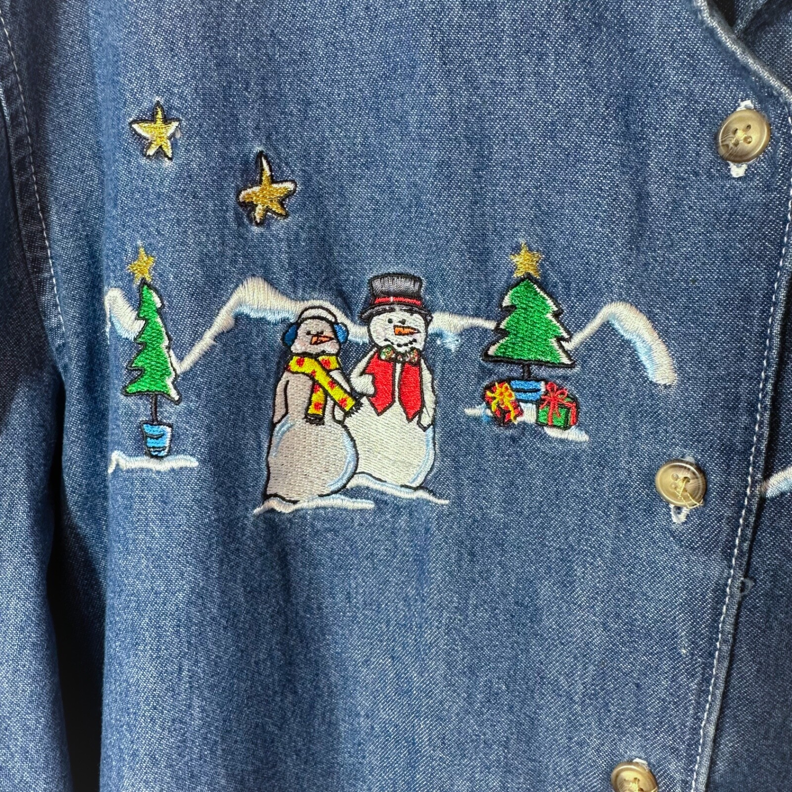 VTG Basic Editions Size Large Embroidered Denim Shirt Holiday Snowman Christmas