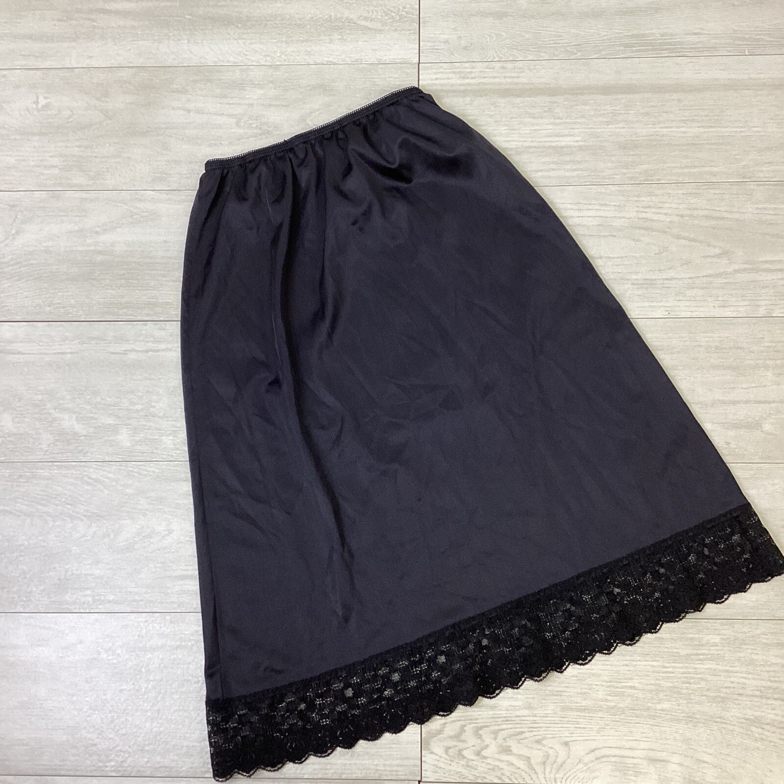 VTG Sliperfection Black Slip Skirt Lace Bottom Made in USA Women’s Medium