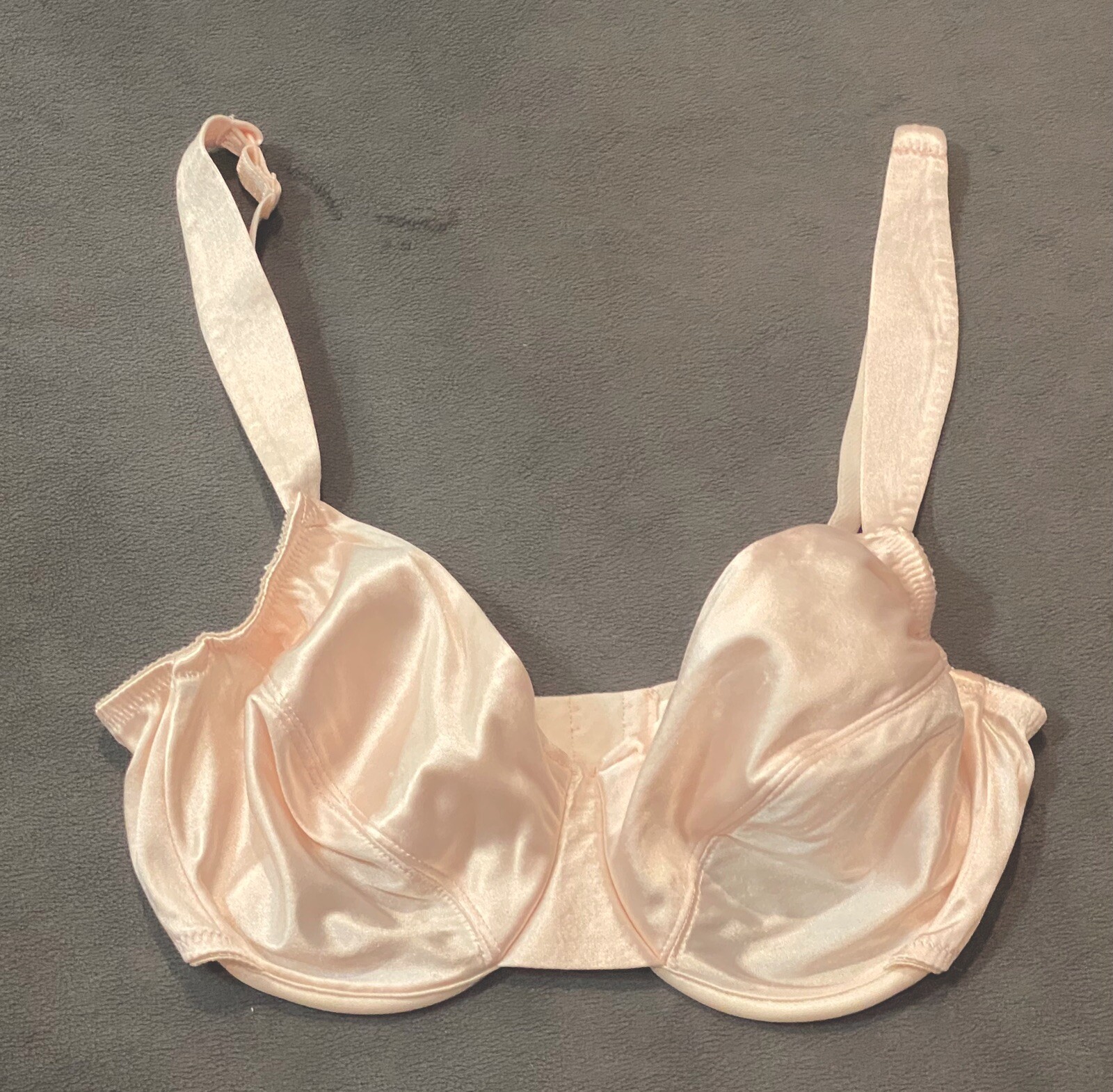 Vtg Victoria’s Secret Second Skin Satin Unlined Full Coverage Bra 90’s 32D Pink