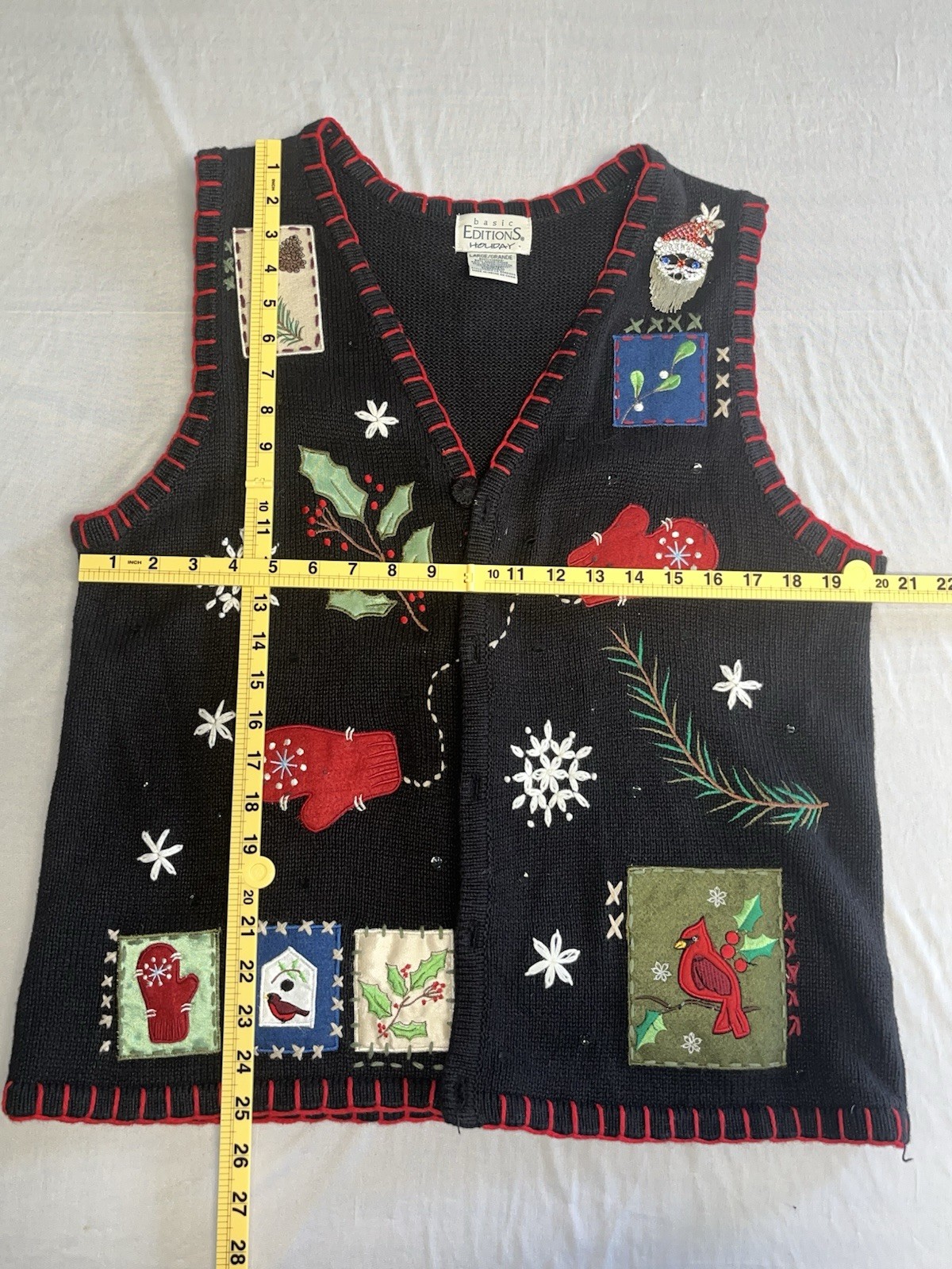Basic Editions Vintage Ugly Christmas Vest