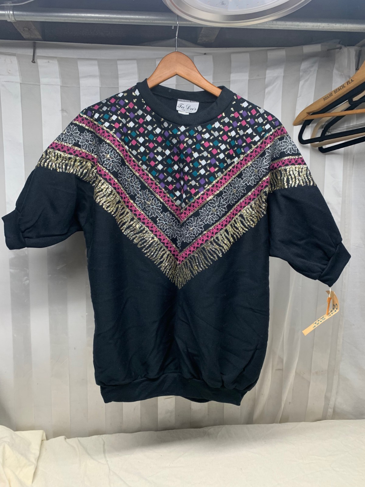 Vintage 1980s-1990s Tee Dee’s Sparkly Geometric Top Sweatshirt One Size