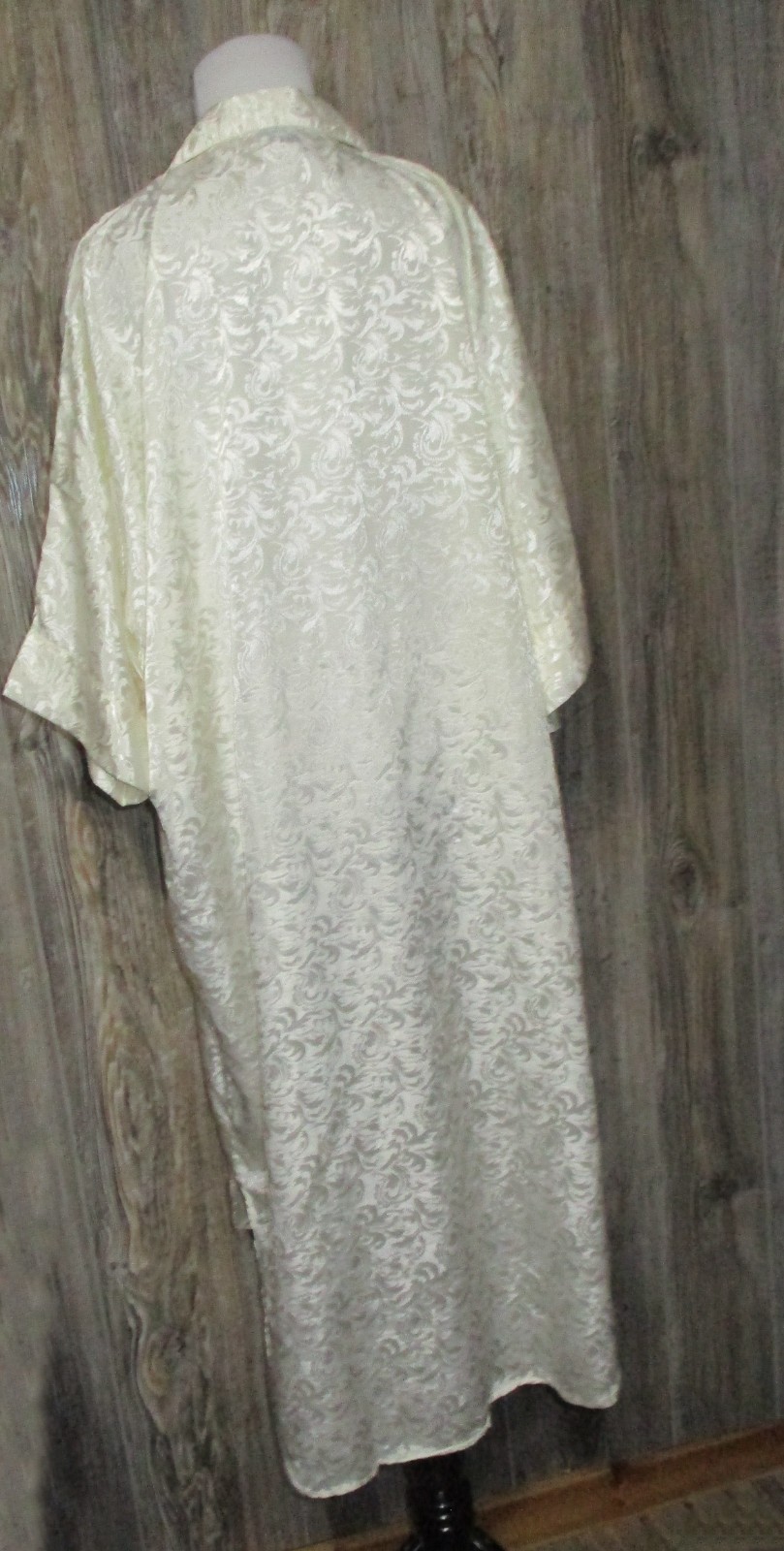 Vintage La Nuit Polyester Satin Night Shirt Dressing Robe Golden Girls One Size