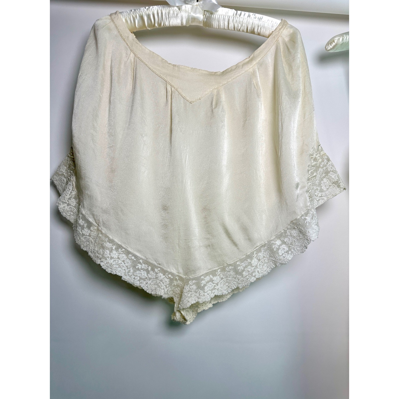 Vintage 1920s Wedding Trousseau 3pc Set Silk Nightgown Slip Tap Pants Lace Ivory