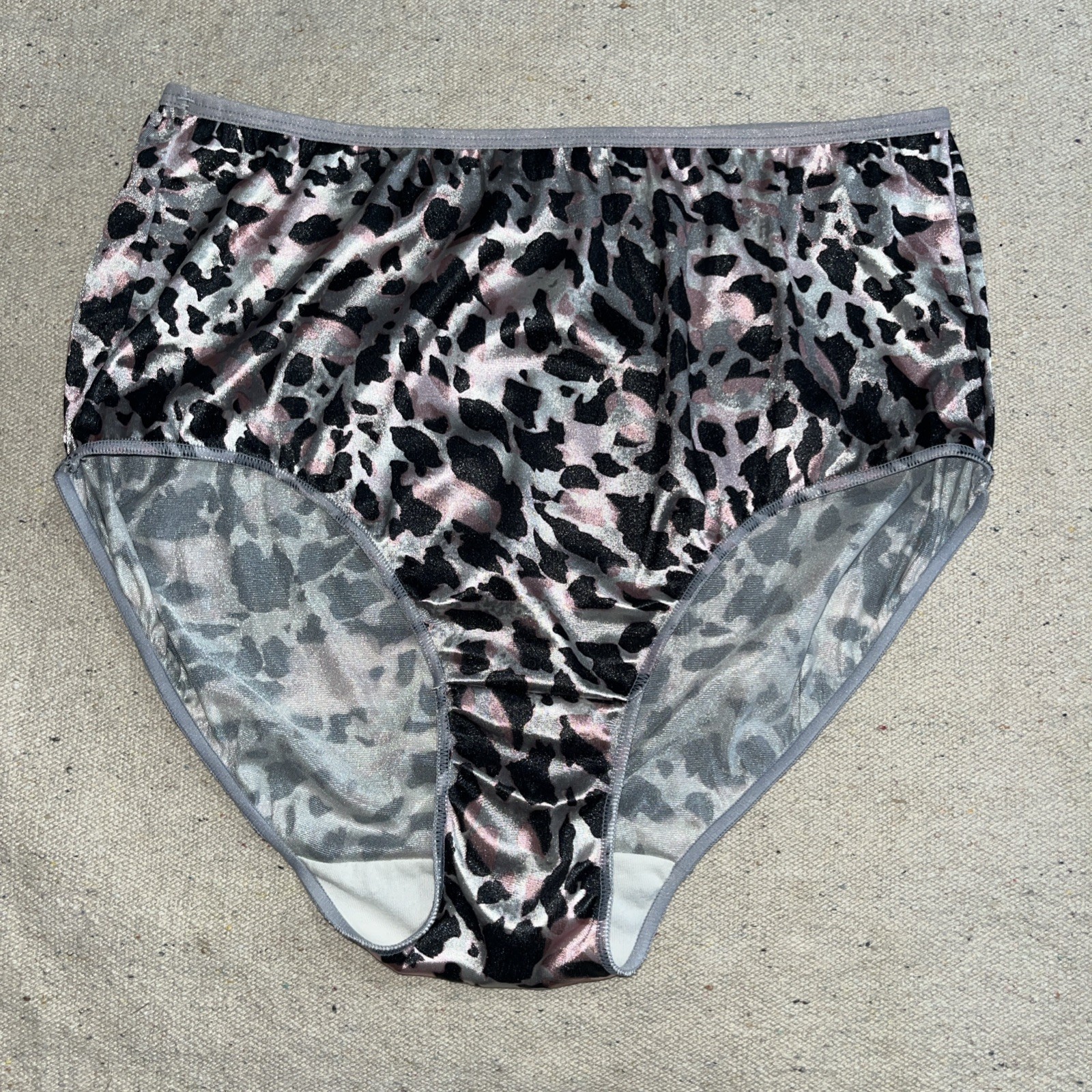 Vintage Hanes Pink Silver Leopard Print Satin Second Skin Shiny Panties New M L