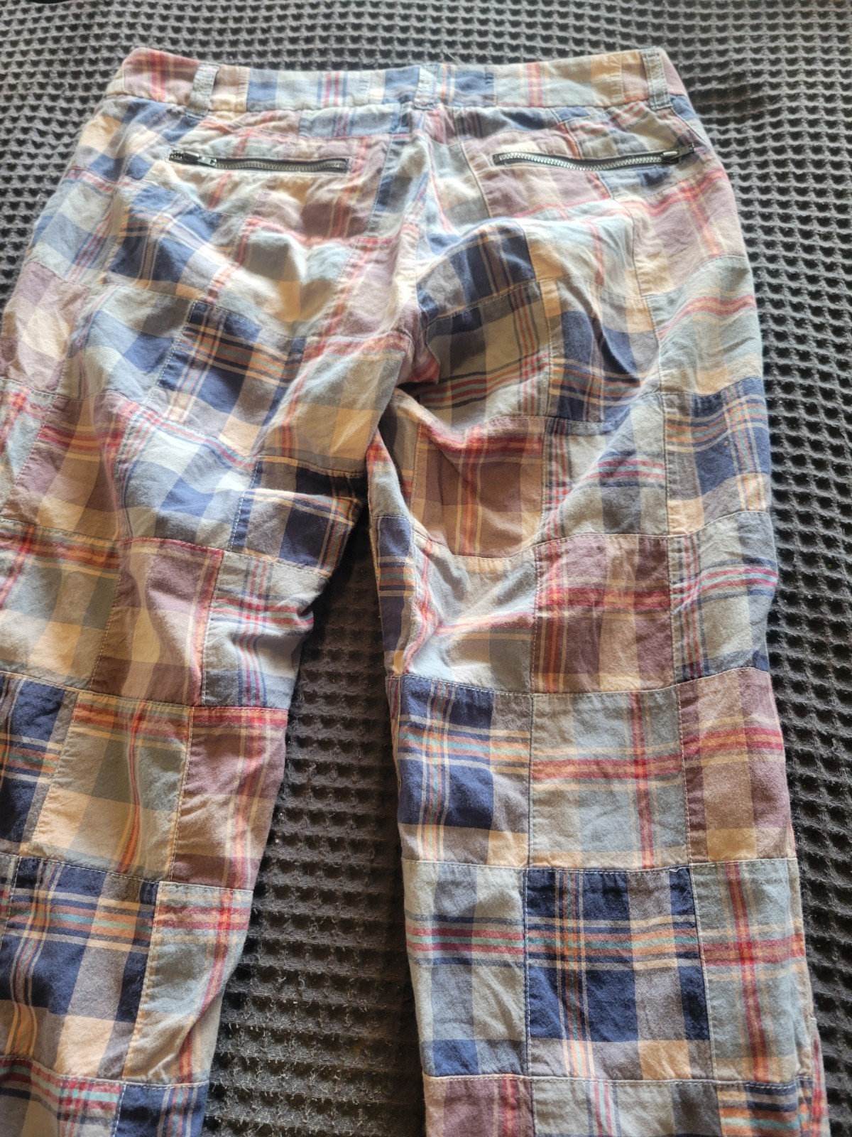 VINTAGE J CREW MADRAS PATCHWORK CLAMDIGGERS CAPRI PANTS SIZE 2 SIZE XS