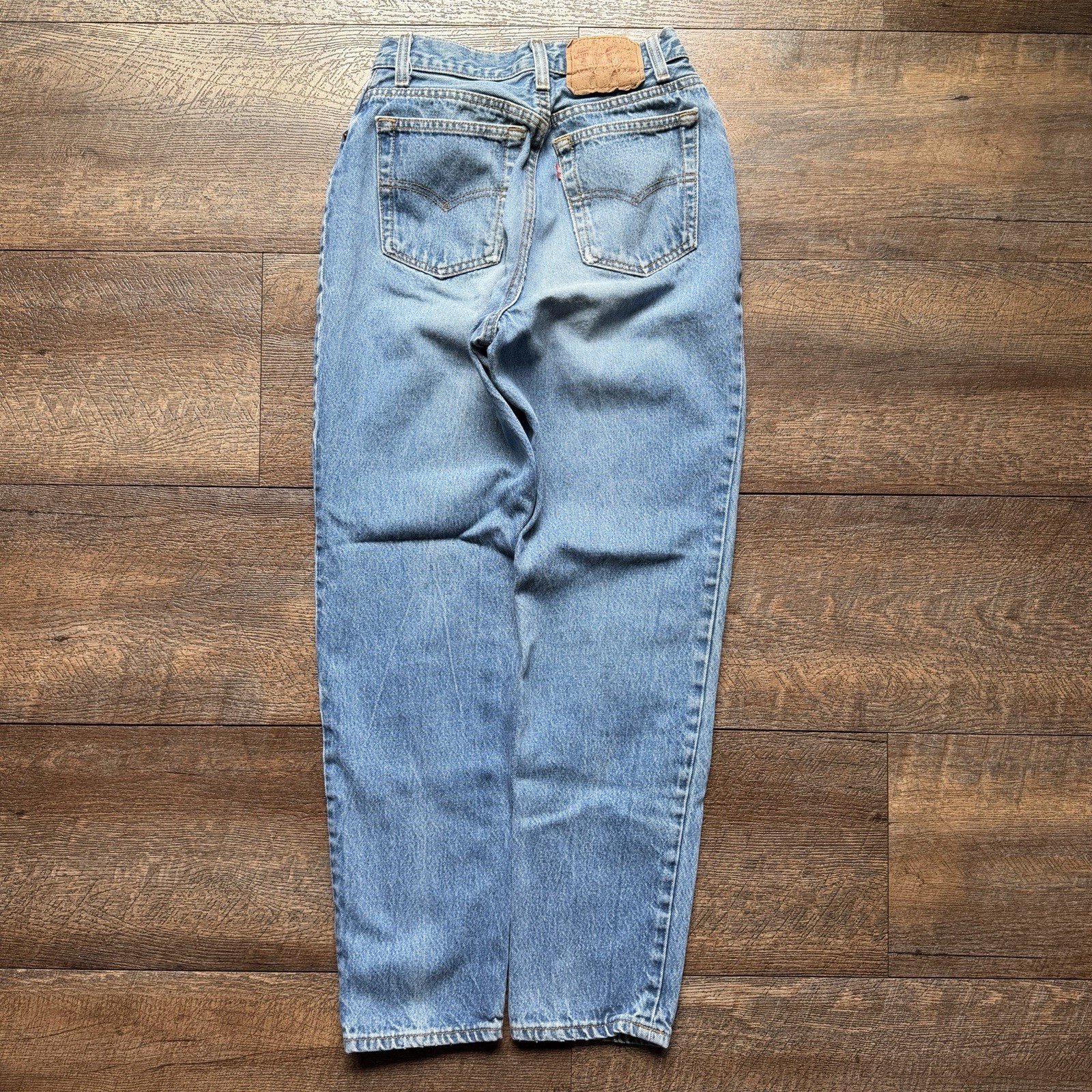 Vintage 1980’s Womens 7 (24”) Levis 544 Made In USA Worn Light Wash Jeans
