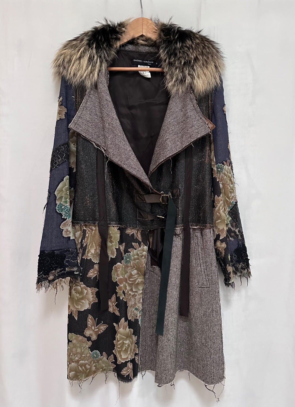 Rare GAOWEI+XINZHAN Avant-Garde Chinese French couture Coat with Fur Collar