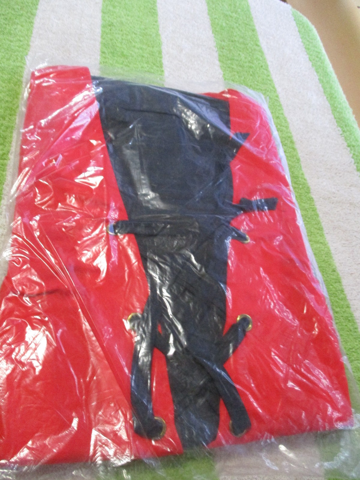 Vintage Spiegel Red Black Lace Up Front Peek a Boo Cotton Top Sz 32 W Dickie NEW